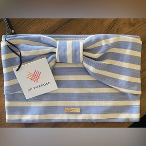 Kate Spade NWTs Sailing Stripe w/Bow Wristlet
